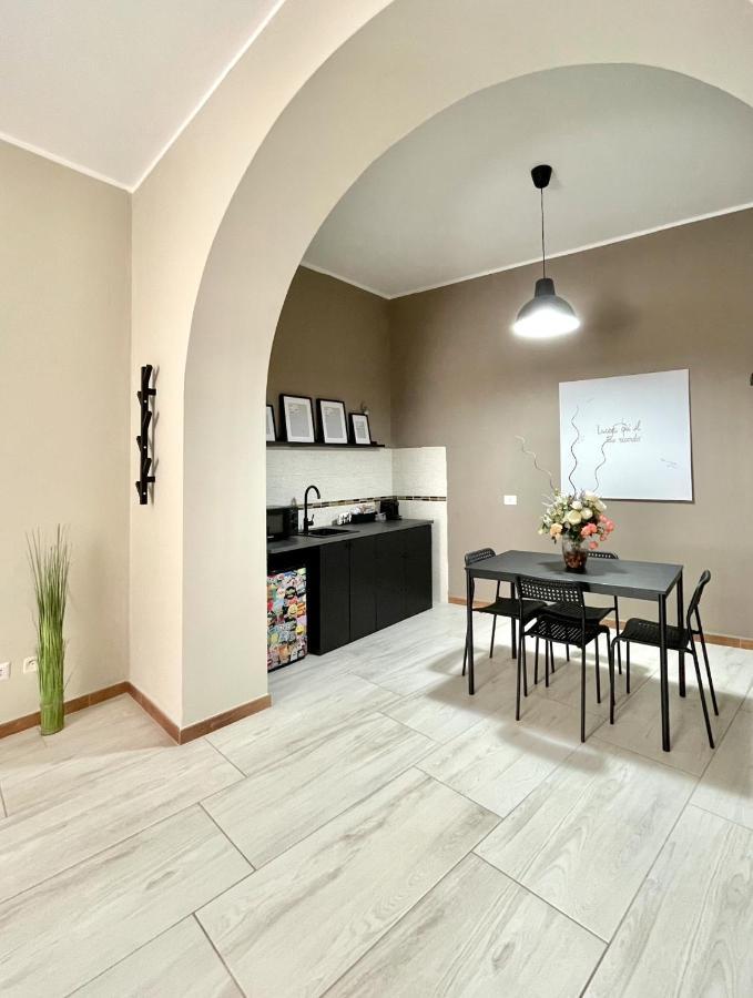 Grey Apartment Caiazzo Exterior photo