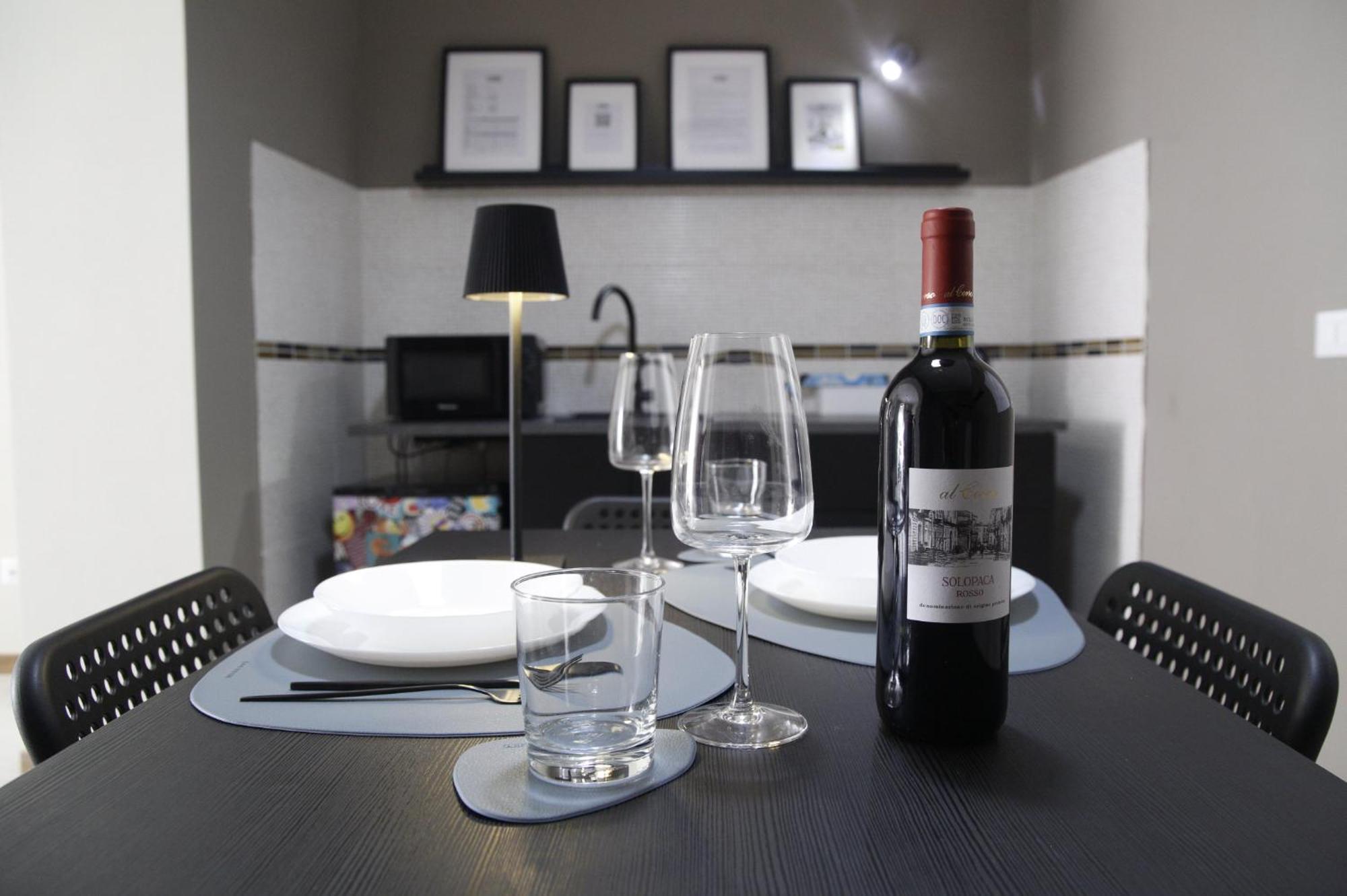Grey Apartment Caiazzo Exterior photo